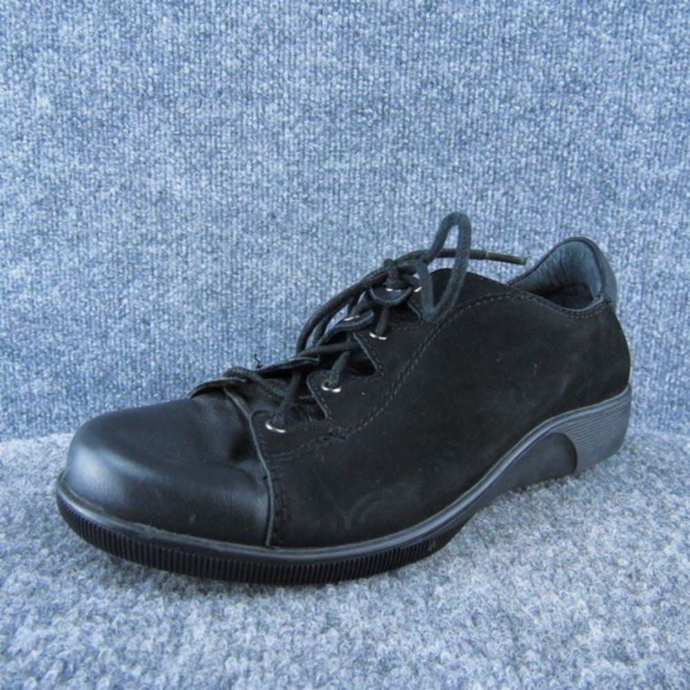 Gravity Defyer Women Sneaker Shoes Black Leather Lace Up Size 8 Medium‎